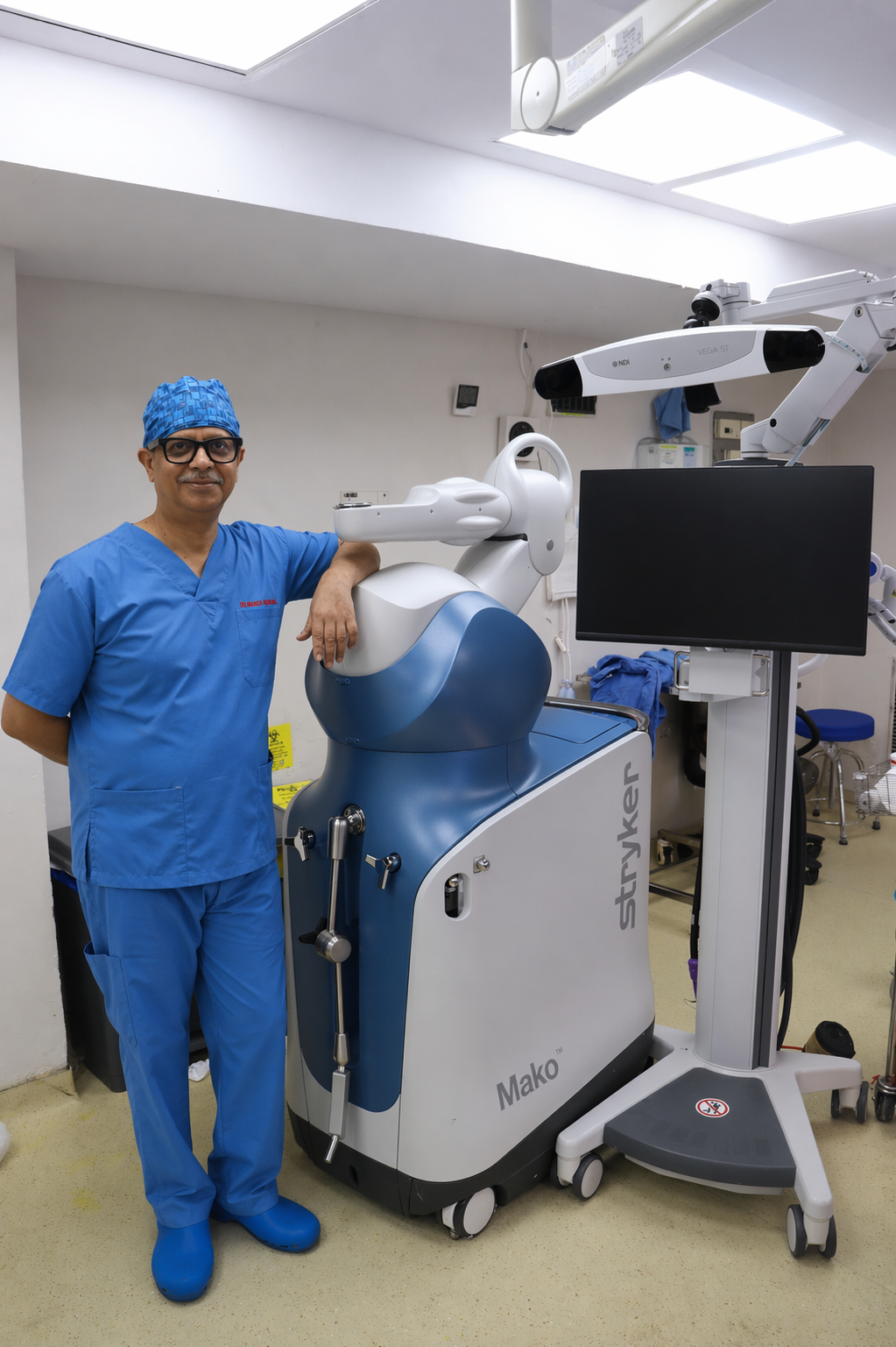 Dr. Dhananjay Gupta — Senior Orthopedic Surgeon, Joint Replacement & Arthroscopy Specialist